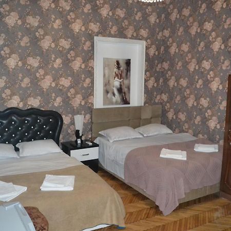 Hotel Mkudro Kutaiszi Kültér fotó