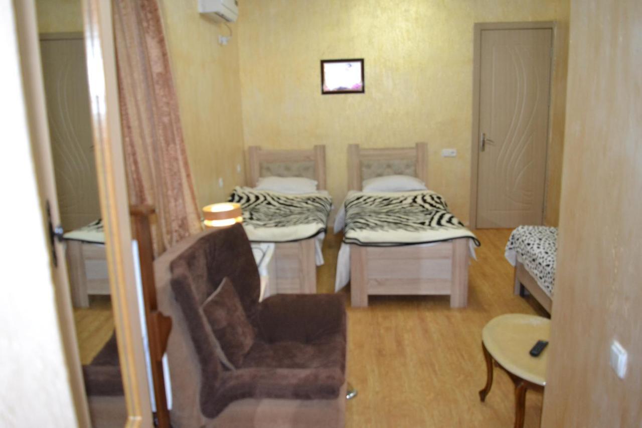 Hotel Mkudro Kutaiszi Kültér fotó