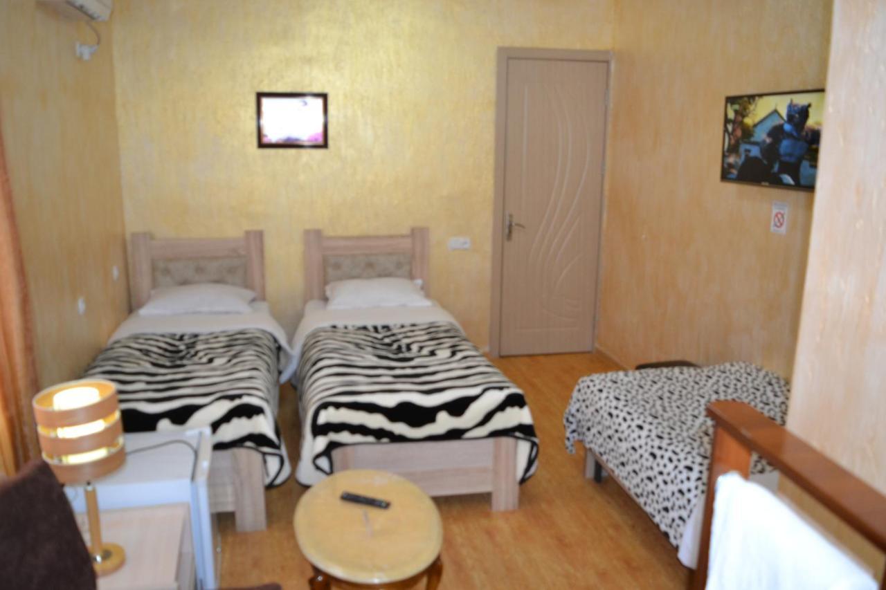 Hotel Mkudro Kutaiszi Kültér fotó