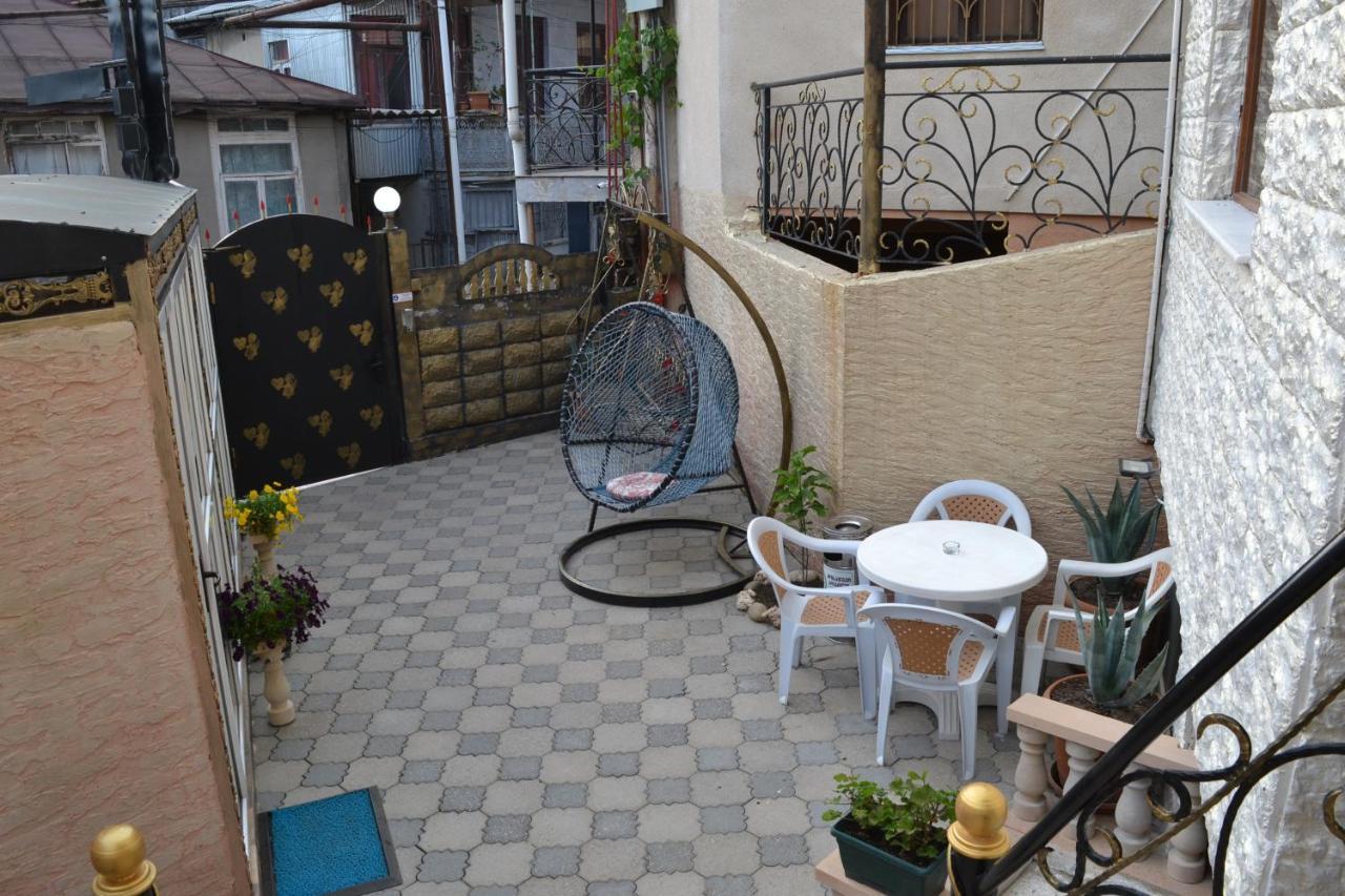 Hotel Mkudro Kutaiszi Kültér fotó