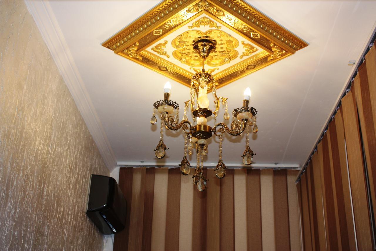 Hotel Mkudro Kutaiszi Kültér fotó