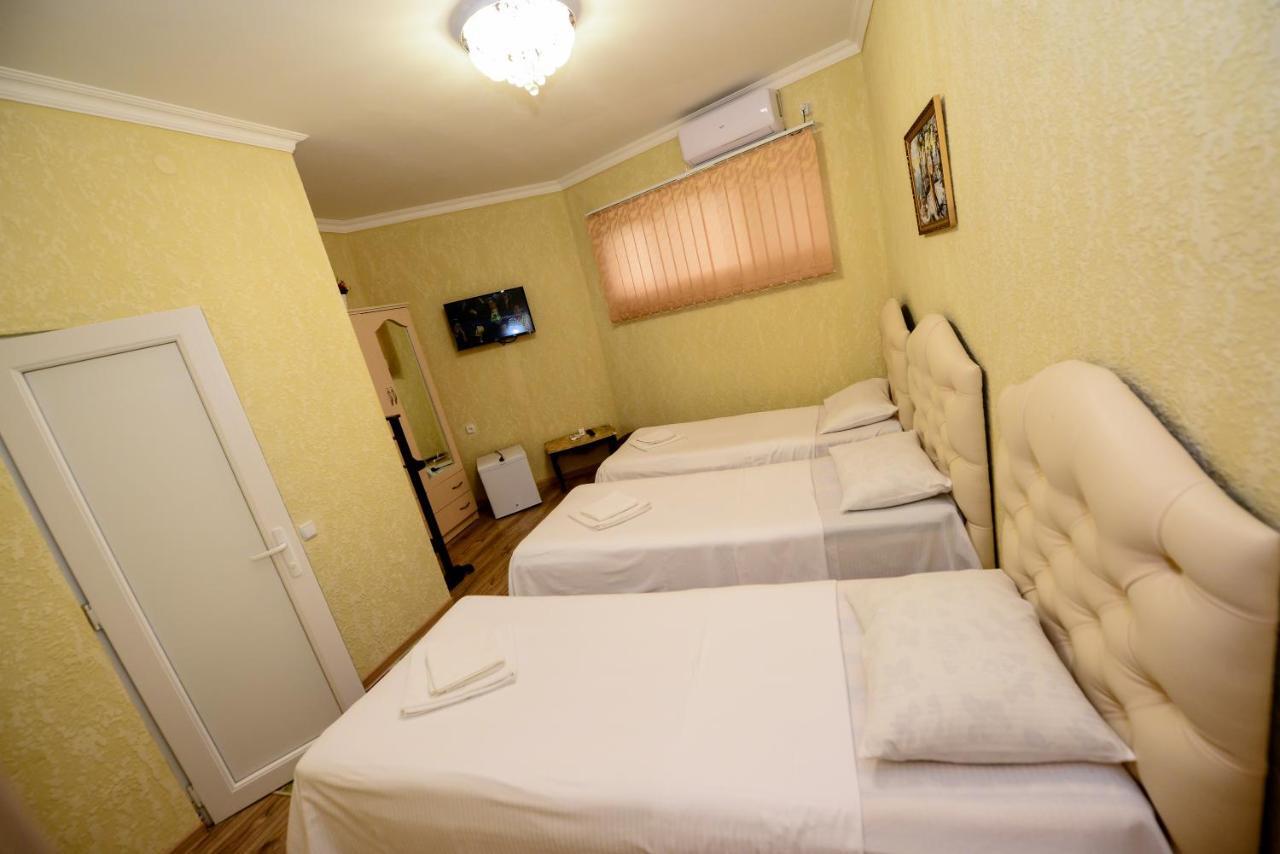 Hotel Mkudro Kutaiszi Kültér fotó