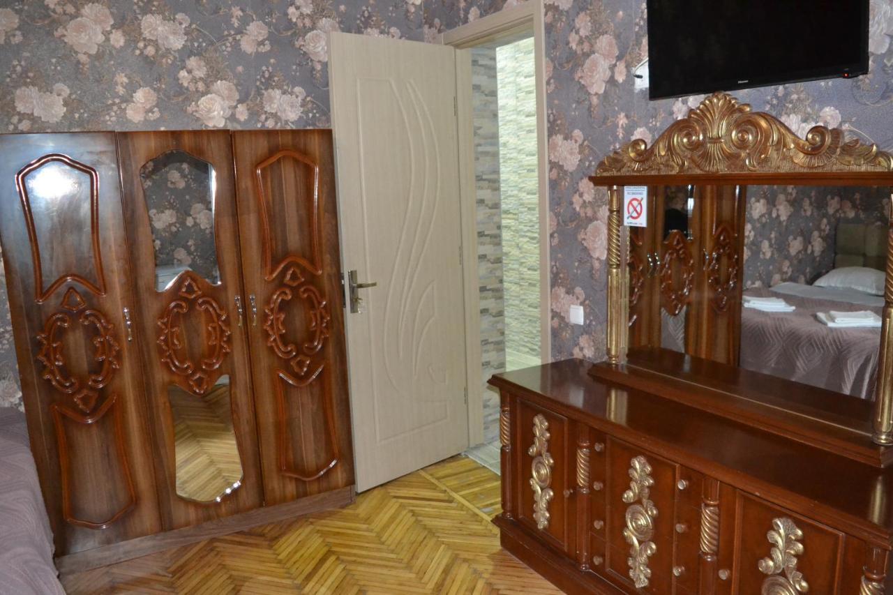 Hotel Mkudro Kutaiszi Kültér fotó