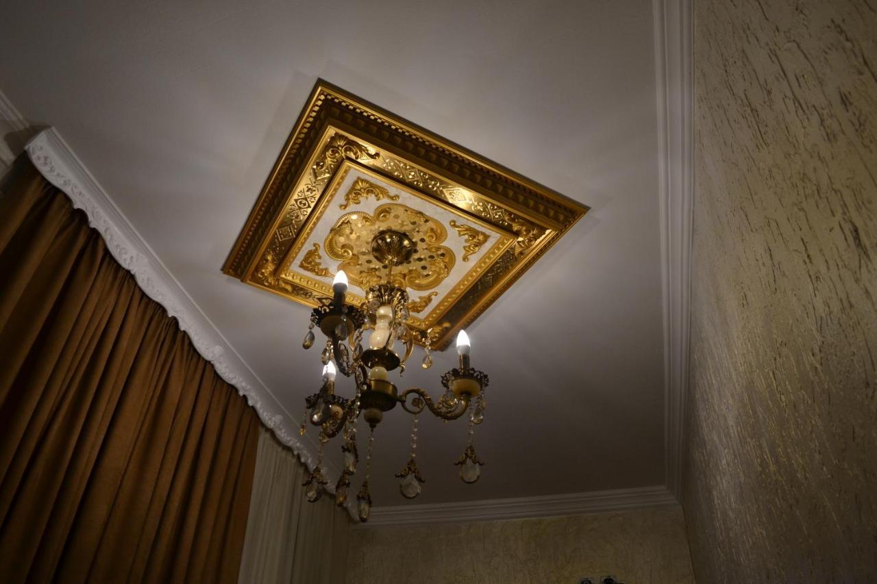 Hotel Mkudro Kutaiszi Kültér fotó